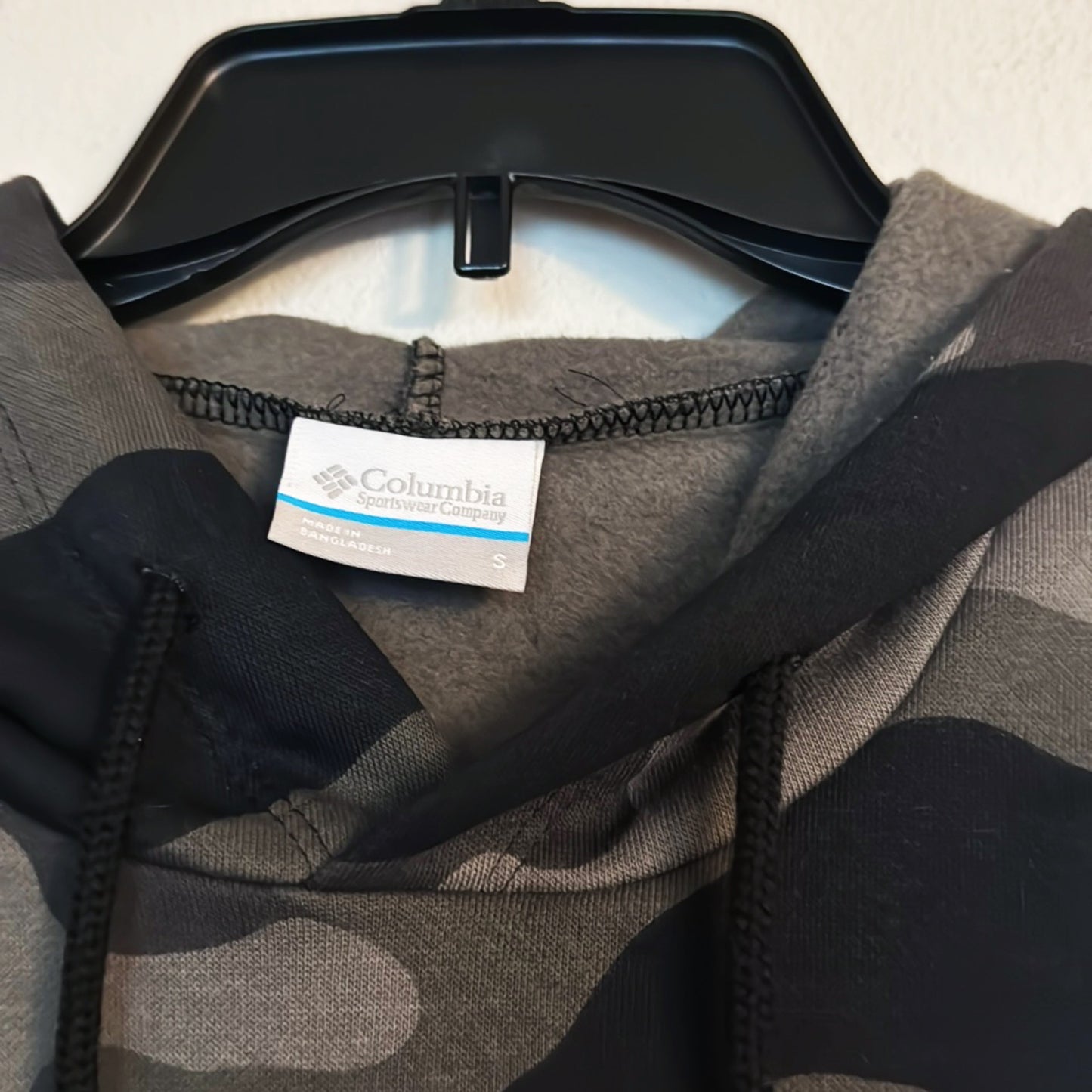 Columbia Pullover Camo Hoodie